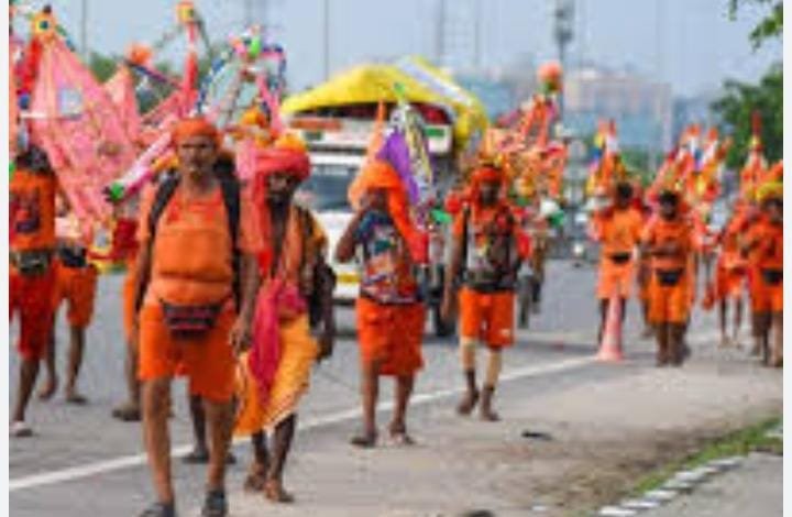 बाबा के जयघोष और पूजा अर्चना के साथ रवाना हुई नंदी रथ कांबड यात्रा