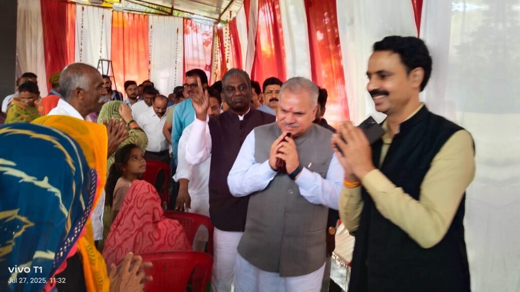 मन की बात कार्यक्रम में ग्रामीणों का उत्साह देख बोले अजय जामवाल यह है नए भारत की विकसित तस्वीर