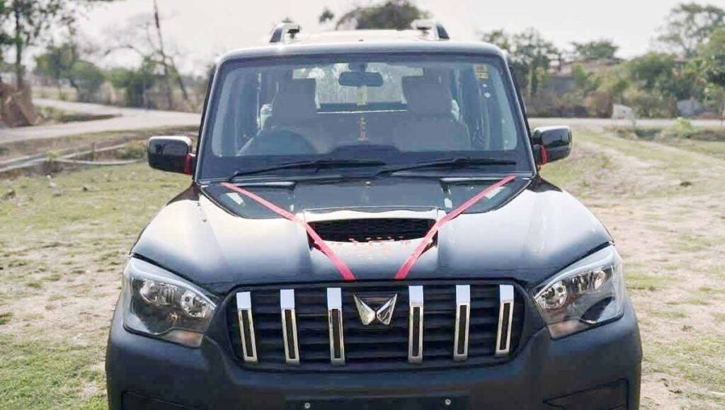 बहरी से लूटी हुई स्कॉर्पिओ बैढ़न में पकड़ाई