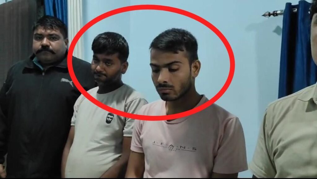 रिश्वतखोर पटवारी 7 हजार लेते हुए रंगे हाथों धराया