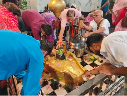 सावन मास में सिवनी के शिव मंदिर में उमड़े श्रद्धालु