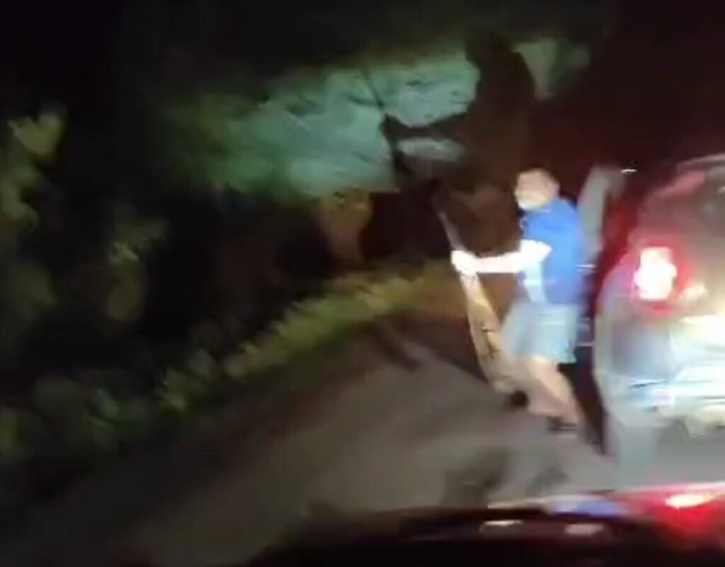 शराब ठेकेदारों ने किया हमला