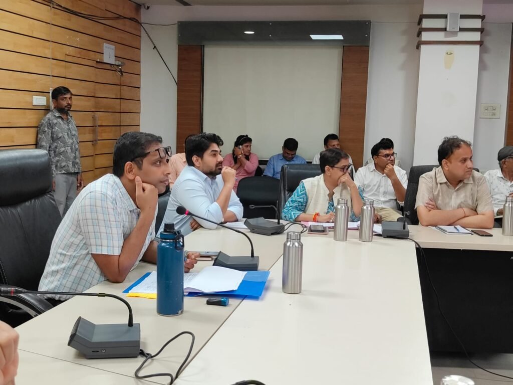 अधिकारी समय सीमा में करें राजस्व प्रकरणों का निराकरण