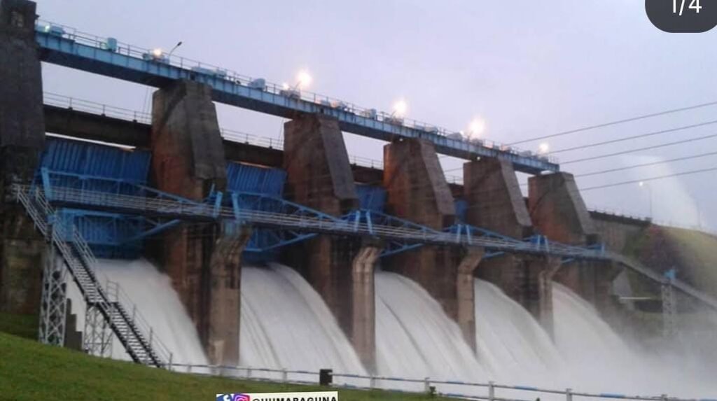 लगातार बारिश से तरबतर गुना, गोपीकृष्ण सागर बांध के खुले दो गेट