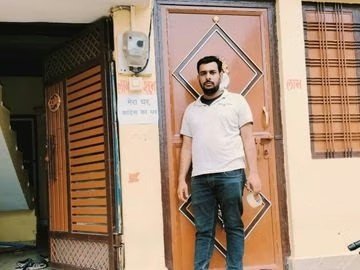 कांग्रेस कार्यकर्ता ने मेहमानों के लिए घरों के दरवाजे खोले, “मेरा घर, कांग्रेस का घर” के बैनर लगे