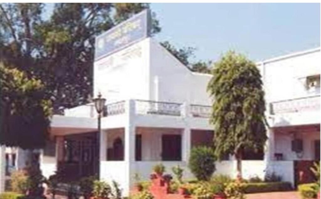 51 सौ रुपए प्रतिदिन लिया जायेगा रेंट