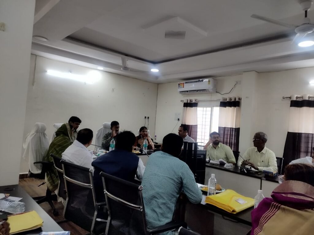 जिला पंचायत में असंतोष दूर करने कलेक्टर की पहल सफल, समन्वय बैठक में सहमति