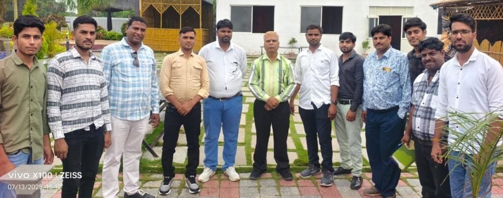 समाज हित में आगे आया युवाओं का वर्ग,शिक्षित युवाओ का होगा सम्मान