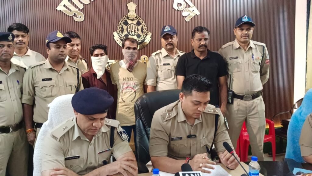 डेढ़ साल पहले पुताई करने आये जानकार ने ही की महिला की हत्या