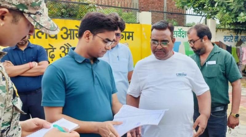 निगमायुक्त ने किया जल भराव वाले स्थानों का निरीक्षण, दिए निर्देश