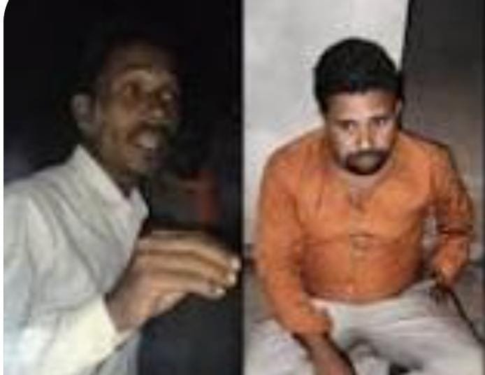 ग्रामीणों ने शिक्षक और साथियों को बनाया बंधक, चुनाव आचार संहिता उल्लंघन करने का आरोप