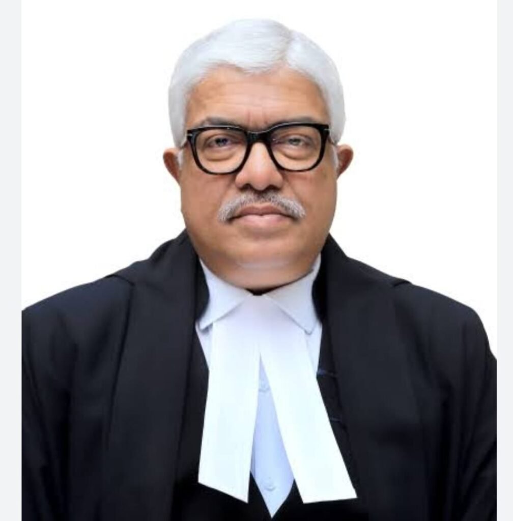 जस्टिस अतुल श्रीधरन कार्यपालक अध्यक्ष बने