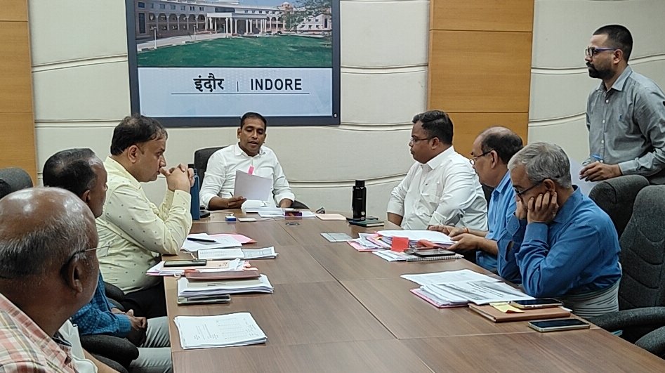 उर्वरक की कालाबाजारी, अवैध भंडारण पर करो कार्यवाही