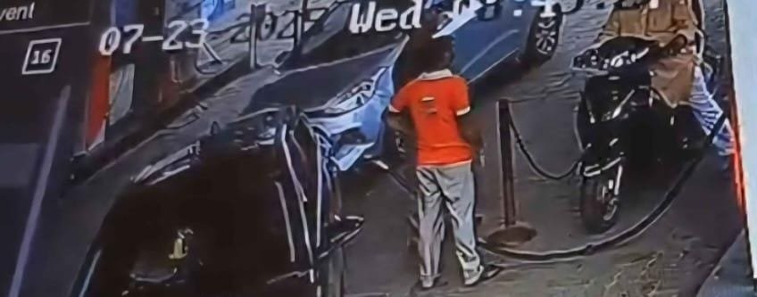 आईफोन और लक्ज़री कार फिर भी चोरी की पेट्रोल, पुलिस ने पकड़ा