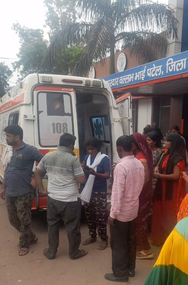 प्रसव पीड़िता को अस्पताल से लौटाया