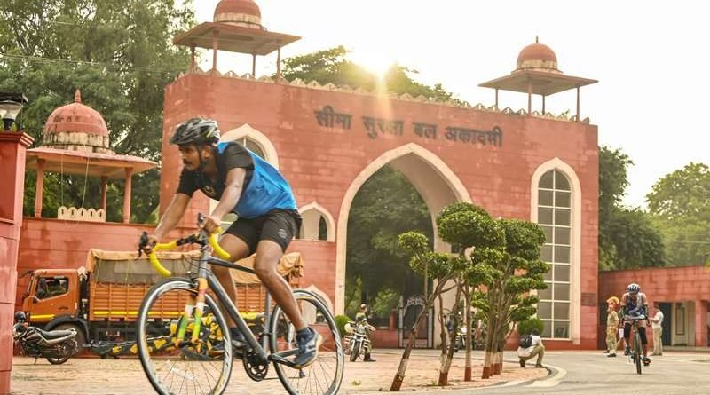 बीएसएफ टेकनपुर में इंटर-फ्रंटियर साइक्लिंग प्रतियोगिता का शुभारंभ