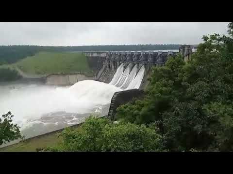 अटल सागर मड़ीखेड़ा डैम के आठ के 8 गेट खोले