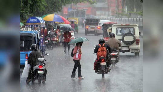 बारिश के पानी में गिरा था करंट वाला तार, दो लोग आए चपेट में एक युवक अस्पताल में भर्ती