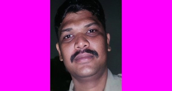 ड्यूटी के दौरान गूंजी गोली: सिपाही ने खुद को मारी गोली, साथी के सामने ली जान