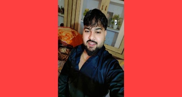 सिंगर मनोज बघेल राजा हिंदुस्तानी रातभर चली चेकिंग के बाद सुरक्षित मिले