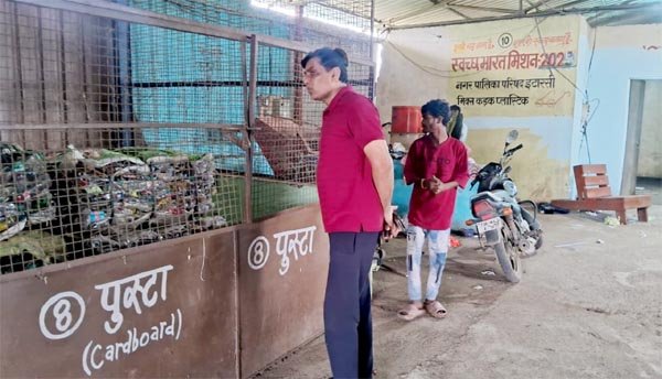 कचरा वाहनों की लापरवाही पर भड़के नपाध्यक्ष, दो जगह होगी निगरानी व्यवस्था