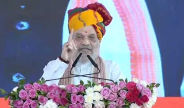 जनसांख्यिकी में बदलाव चिंता का बड़ा कारण,कलेक्टर और पुलिस इसे गंभीरता से लें: शाह