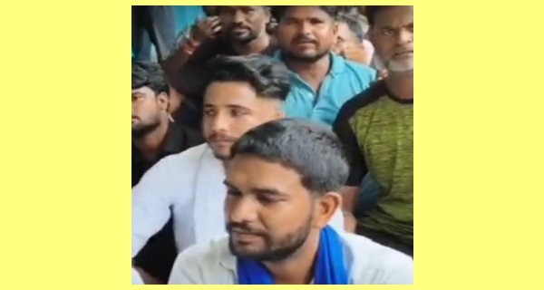 श्योपुर में नपा कर्मचारियों का हंगामा, दो महीने का वेतन बकाया