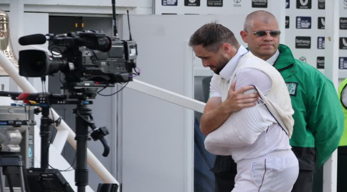 IND vs ENG: ‘क्रिस वोक्स’ पर ‘बड़ा अपडेट’, ‘टूटे हाथ’ के बावजूद ‘इंग्लैंड’ की ‘नैया’ लगाएंगे ‘पार’, क्या ‘करेंगे कमाल’?