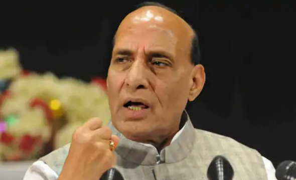 लंबी लड़ाई के लिए तैयार रहे सेनाएं,जीत के लिए प्रौद्योगिकी और रणनीति में महारत जरूरी: राजनाथ