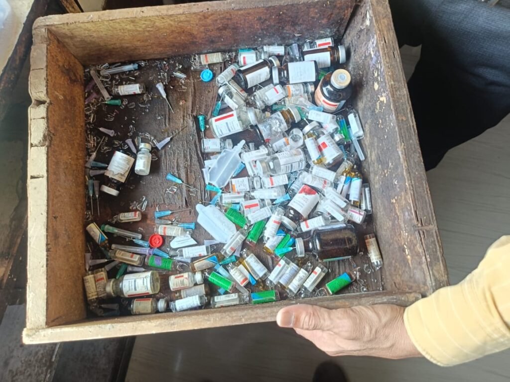 बिना पंजीयन चल रहा था 6 बिस्तरीय अस्पताल