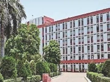 प्रदेश में 56 में से 23 सार्वजनिक उपक्रम, निगम चल रहे घाटे में