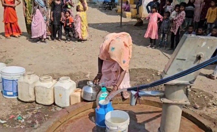भरे बरसात में सीधी शहर में गहराया जल संकट, नल से नहीं मिल रहा पानी