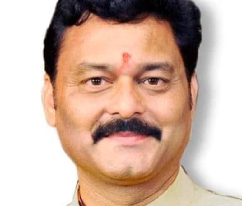 अफसरों ने अनुमान से रिपोर्ट बनाई : संजय पाठक