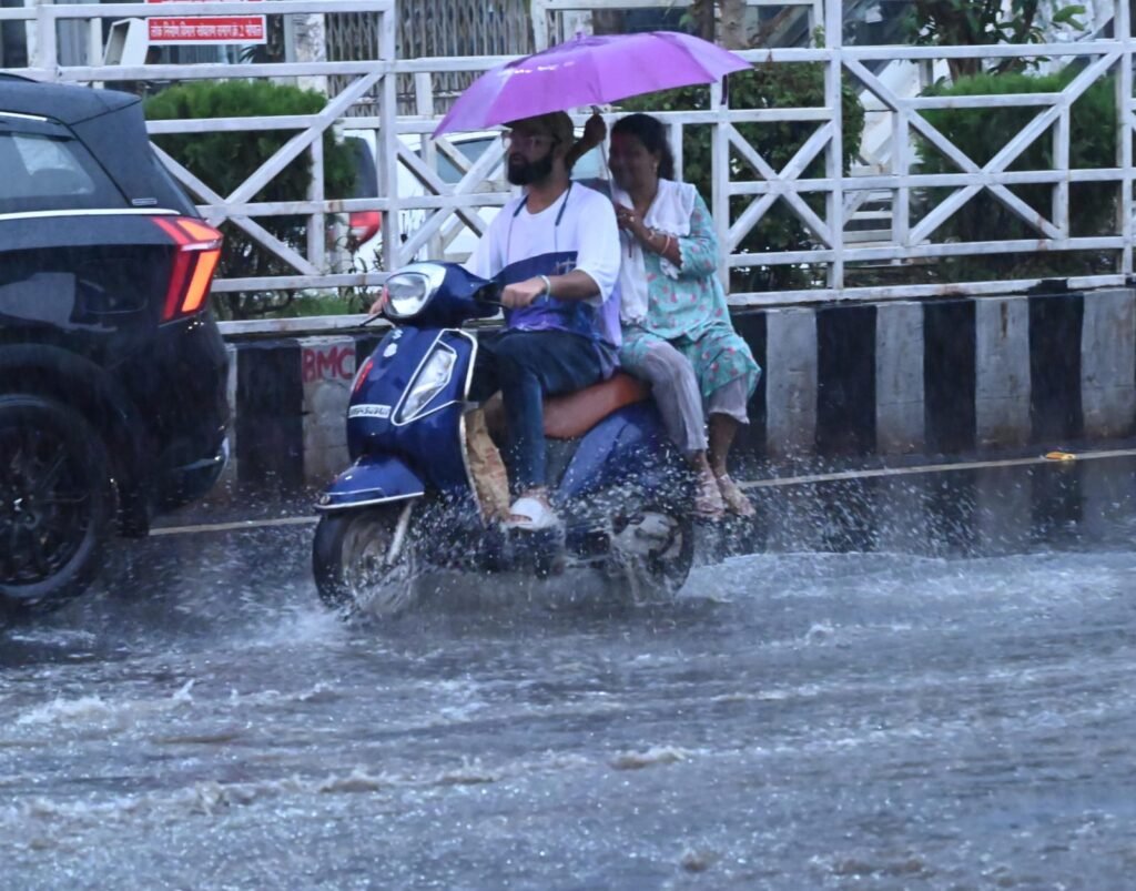 MP Weather Alert: तेज हवा के साथ धार,बैतूल,छिंदवाड़ा, बालाघाट और नर्मदापुरम में आज बारिश के आसार