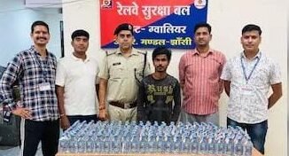 ग्वालियर में ट्रेन से शराब की हो रही थी अवैध तस्करी, जखीरे के साथ एक गिरफ्तार
