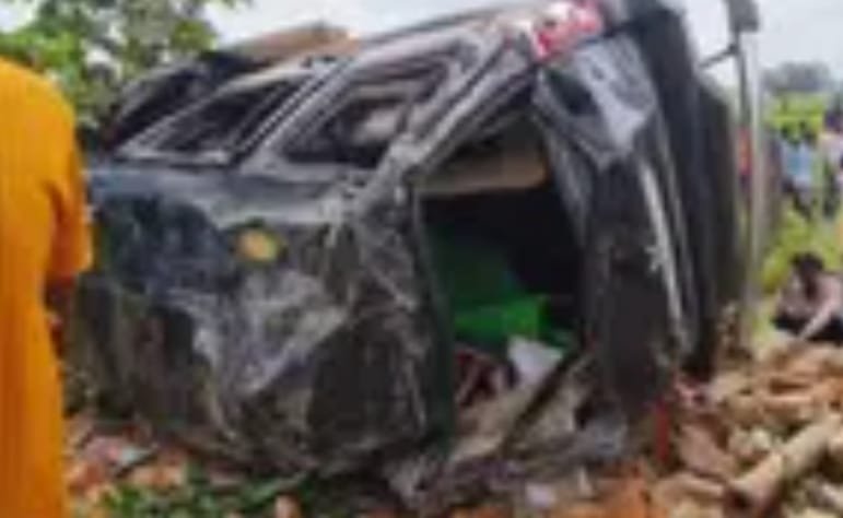 भीषण सड़क हादसे में 5 की मौत, 5 गंभीर