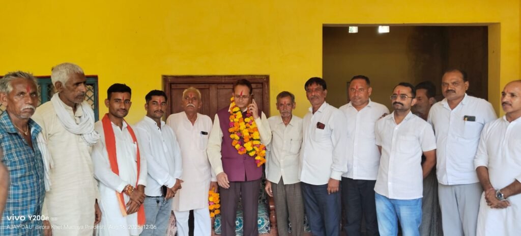 युवा यादव समिति ने भव्य श्रीकृष्ण महोत्सव मनाया