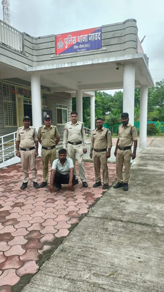 जावद पुलिस को सफलता, आई-20 कार से 80 किलो डोडाचूरा बरामद, एक आरोपी गिरफ्तार