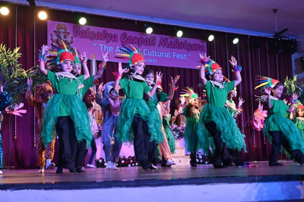वात्सल्य विद्यालय में धूमधाम से हुई गणेशजी की स्थापना, सांस्कृतिक प्रस्तुतियों ने मोहा मन