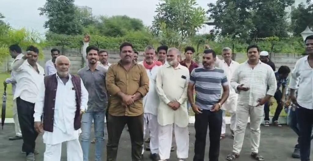 विक्रम उद्योगपुरी विस्तार: किसान मुआवजे को मान रहे कम