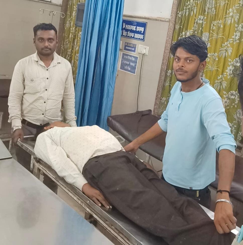 विंध्याचल एक्सप्रेस से गिरा यात्री, 100 डायल की मदद से पहुंचा अस्पताल