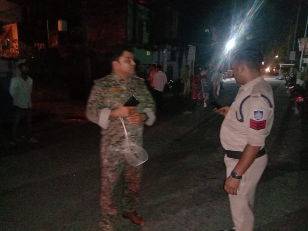 पुरानी रंजिश के चलते बदमाशों के बीच आमने सामने फायरिंग