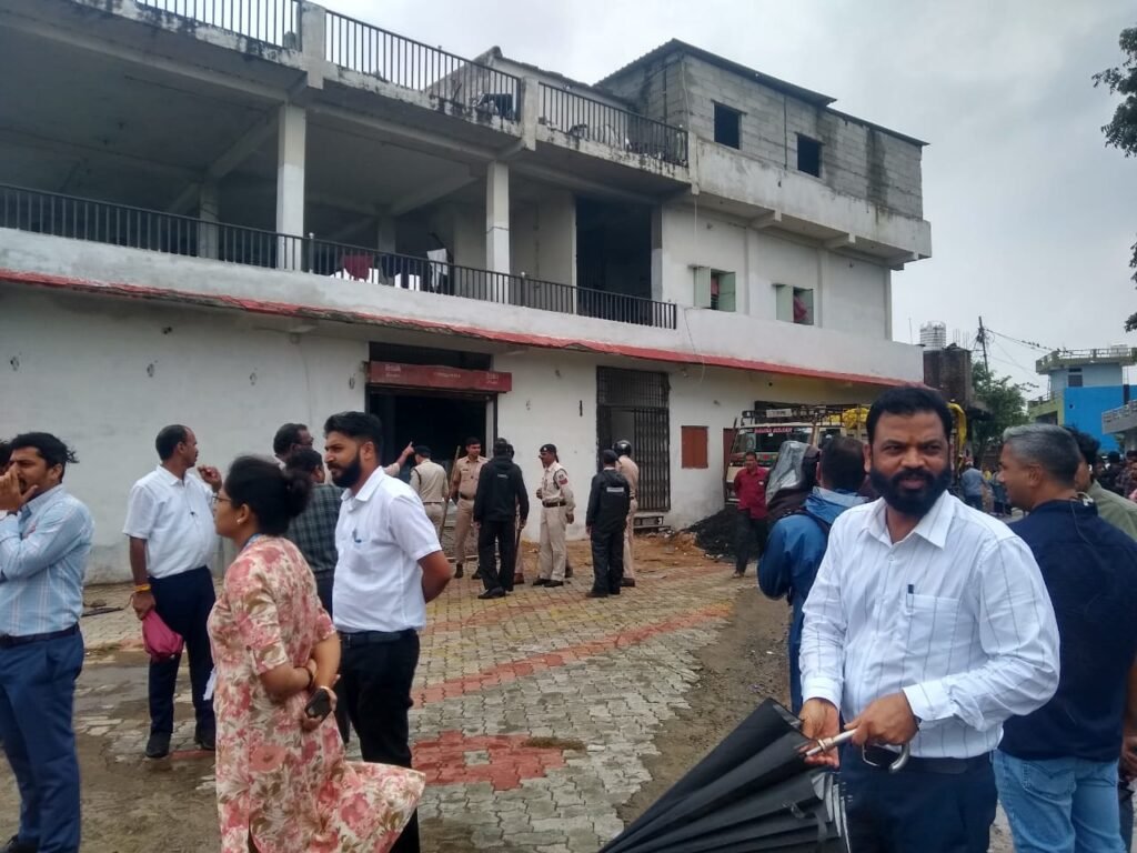 ड्रग्स रैकेट: मछली परिवार पर कार्रवाई, हथाईखेड़ा डैम का ठेका रद्द