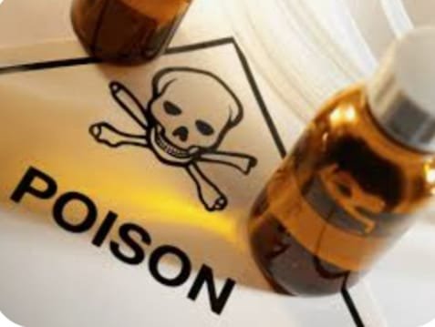 युवक ने खाया जहर, मौत