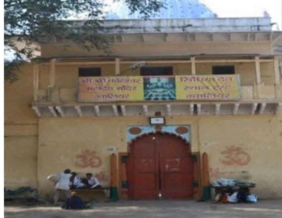 ग्वालियर में शराब कारोबारी से बदमाशों ने 30 लाख रुपए लूटे