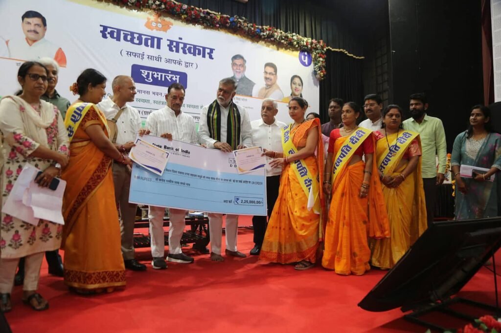 जबलपुर में स्वच्छता संस्कार-सफाई साथी अभियान की शुरुआत