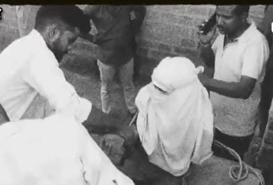 युवती ने सुसाइड करने किले से लगाई छलांग, पुलिस ने बचाया, हालत गंभीर