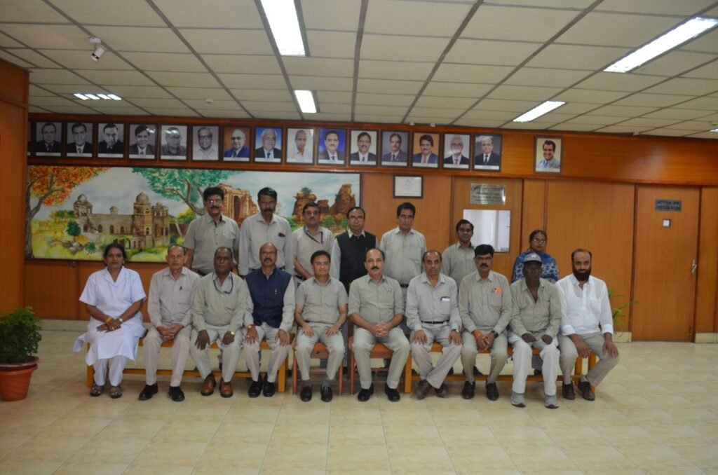 Bhel में 12 कर्मचारियों को सेवानिवृत्ति पर भावभीनी विदाई