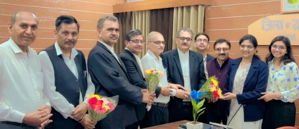 नवागत जिला एवं सत्र न्यायाधीश ने सम्भाला पदभार