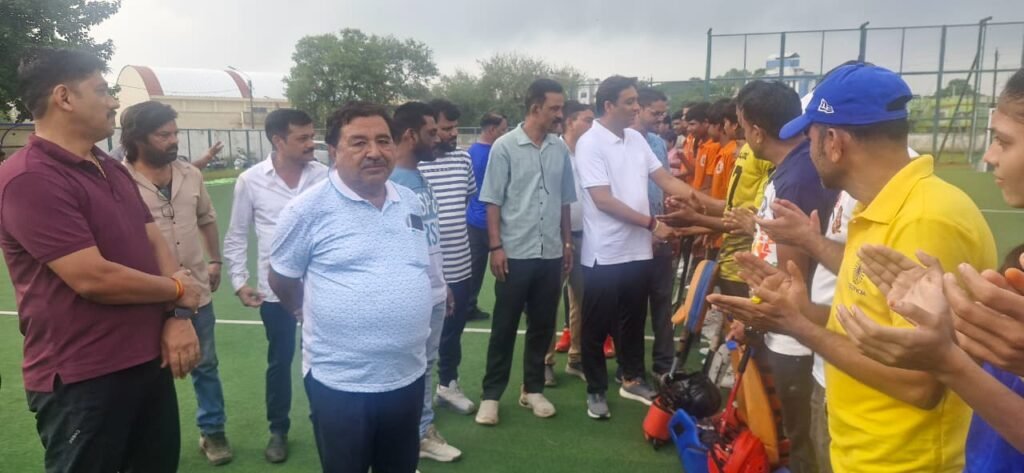 राष्ट्रीय खेल दिवस पर सांसद हुए शामिल